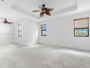 601 SE 37th Pl, Homestead FL 33033