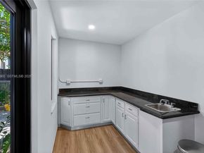 452 SW 21st Rd, Miami FL 33129