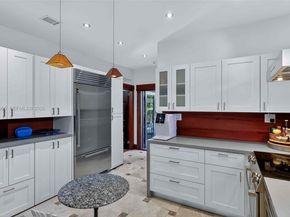 452 SW 21st Rd, Miami FL 33129