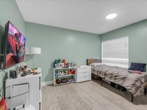 101 Lincoln Ct 101, Deerfield Beach FL 33442