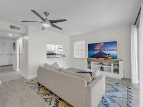 101 Lincoln Ct 101, Deerfield Beach FL 33442