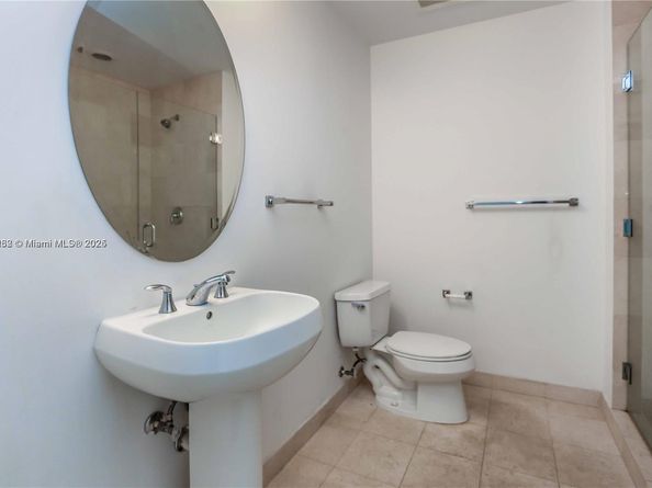 1050 Brickell Ave 414, Miami FL 33131