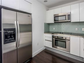 1050 Brickell Ave 414, Miami FL 33131