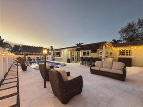 11040 NW 22nd St, Pembroke Pines FL 33026