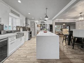 11040 NW 22nd St, Pembroke Pines FL 33026