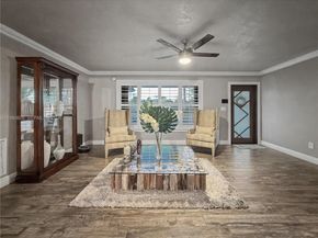 11040 NW 22nd St, Pembroke Pines FL 33026