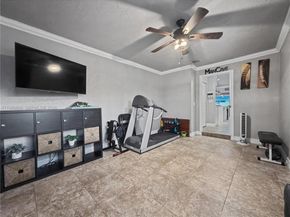 11040 NW 22nd St, Pembroke Pines FL 33026