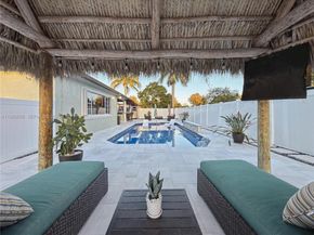 11040 NW 22nd St, Pembroke Pines FL 33026