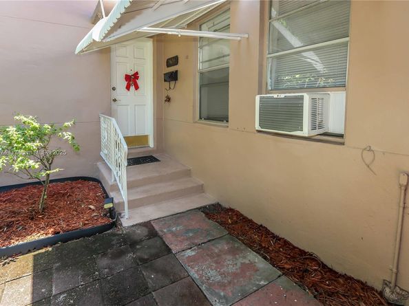 2020 Madison St, Hollywood FL 33020