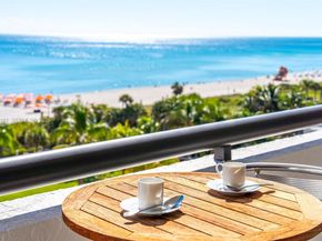 2555 Collins Ave 805, Miami Beach FL 33140