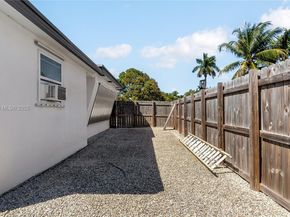 3120 SW 17th St, Fort Lauderdale FL 33312