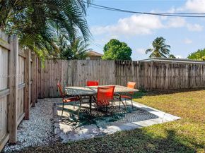 3120 SW 17th St, Fort Lauderdale FL 33312