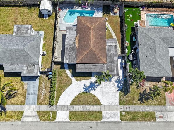 3120 SW 17th St, Fort Lauderdale FL 33312