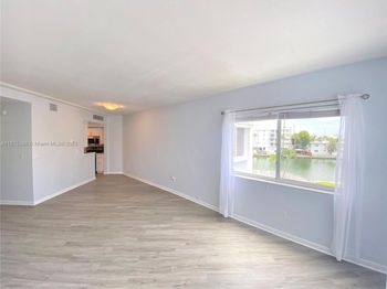 1185 Marseille Dr