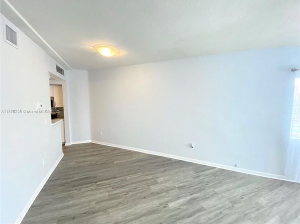 1185 Marseille Dr 307, Miami Beach FL 33141