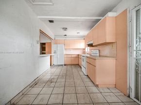 4480 NW 201st St, Miami Gardens FL 33055