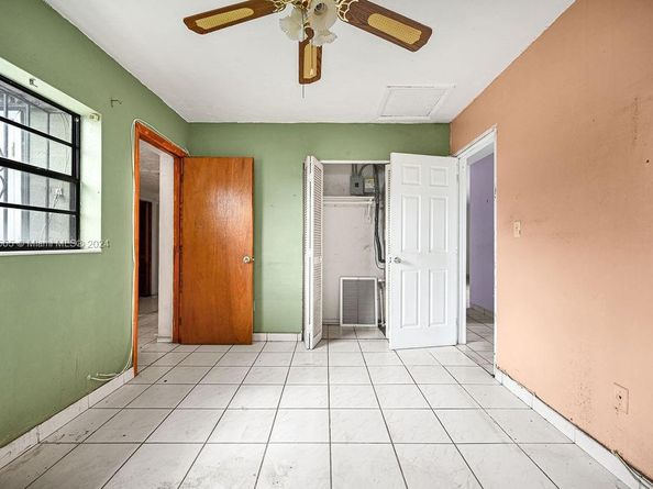 4480 NW 201st St, Miami Gardens FL 33055