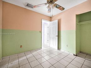 4480 NW 201st St, Miami Gardens FL 33055