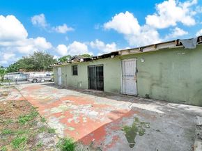 4480 NW 201st St, Miami Gardens FL 33055