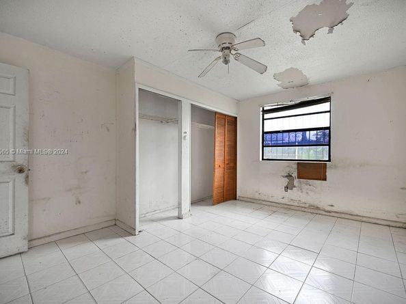 4480 NW 201st St, Miami Gardens FL 33055