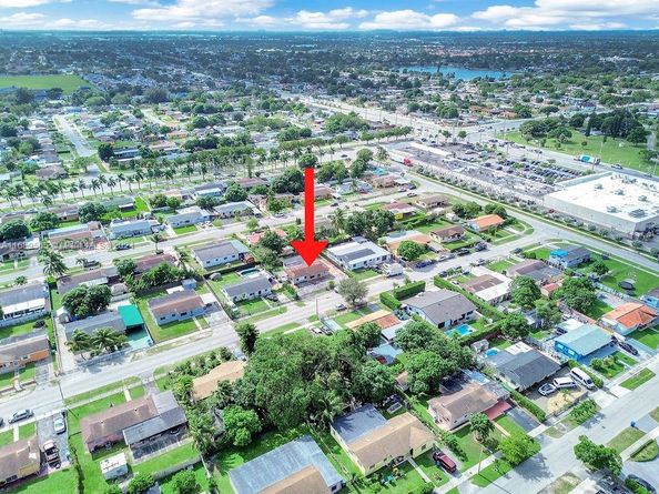 4480 NW 201st St, Miami Gardens FL 33055