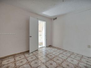 4480 NW 201st St, Miami Gardens FL 33055