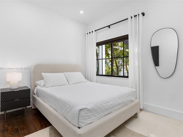 1341 Sorolla Ave, Coral Gables FL 33134