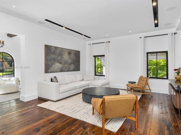 1341 Sorolla Ave, Coral Gables FL 33134