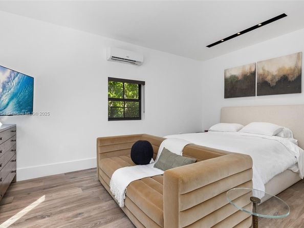 1341 Sorolla Ave, Coral Gables FL 33134