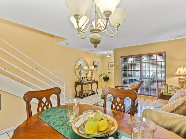 11840 SW 18th Ter 94, Miami FL 33175