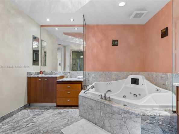 16047 Collins Ave 1202, Sunny Isles Beach FL 33160