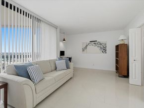 2425 Presidential Way 1706, West Palm Beach FL 33401