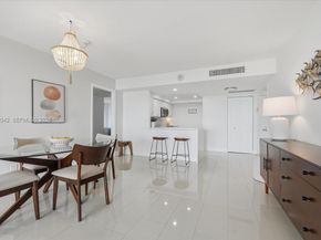 2425 Presidential Way 1706, West Palm Beach FL 33401