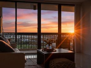 2425 Presidential Way 1706, West Palm Beach FL 33401