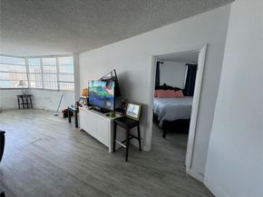 905 Brickell Bay Dr 1530, Miami FL 33131