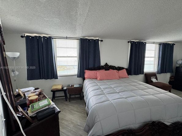 905 Brickell Bay Dr 1530, Miami FL 33131