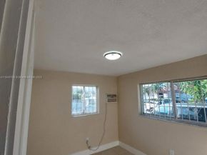 1574 NW 58th St, Miami FL 33142