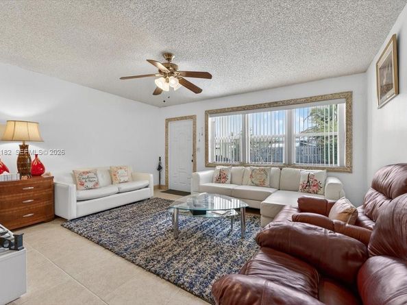 1125 NW 69th Ave, Margate FL 33063