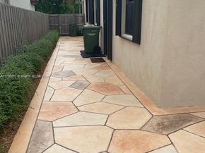 595 SE 33rd Ter, Homestead FL 33033
