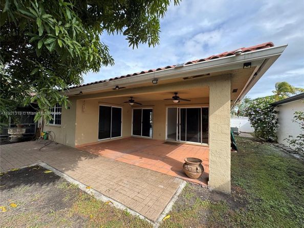 5332 SW 142nd Pl, Miami FL 33175