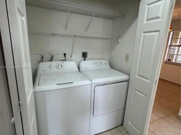 5332 SW 142nd Pl, Miami FL 33175