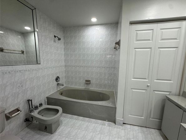 5332 SW 142nd Pl, Miami FL 33175