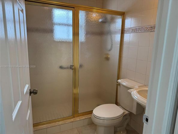 5332 SW 142nd Pl, Miami FL 33175