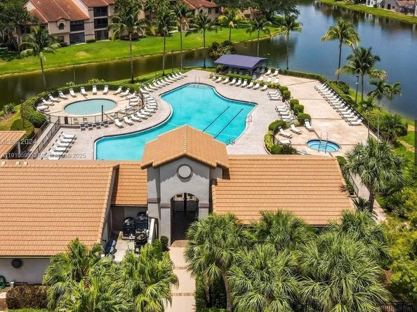 10791 NW 14th St 299, Plantation FL 33322