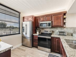 1719 Whitehall Dr 406, Davie FL 33324