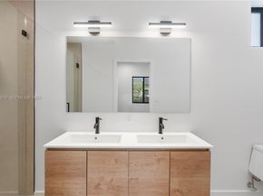 4519 NW 3th St, Miami FL 33126