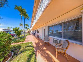 1015 SW 11th Ave 5K, Hallandale Beach FL 33009