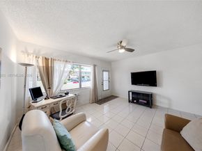 1015 SW 11th Ave 5K, Hallandale Beach FL 33009