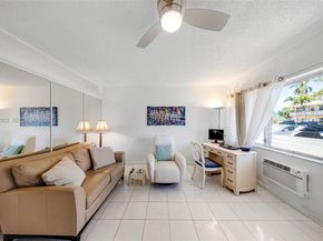 1015 SW 11th Ave 5K, Hallandale Beach FL 33009