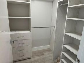 17301 Biscayne Blvd 1106, North Miami Beach FL 33160